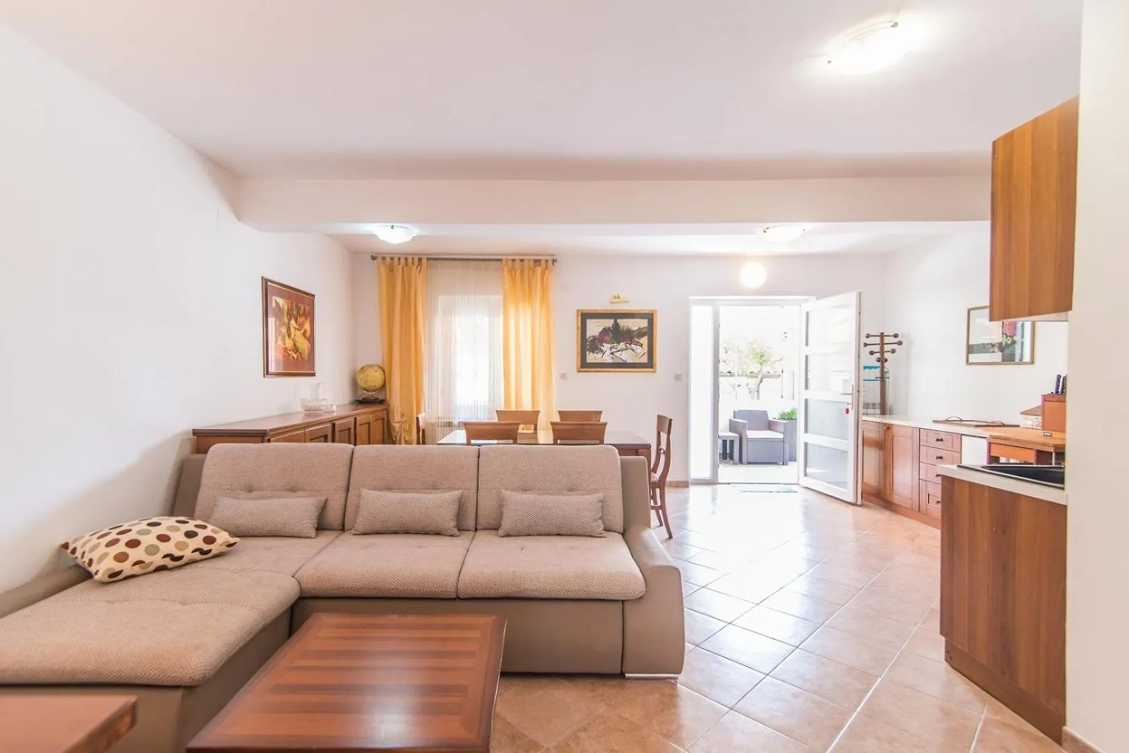 Apartment Complex Kampic Porec 3*,