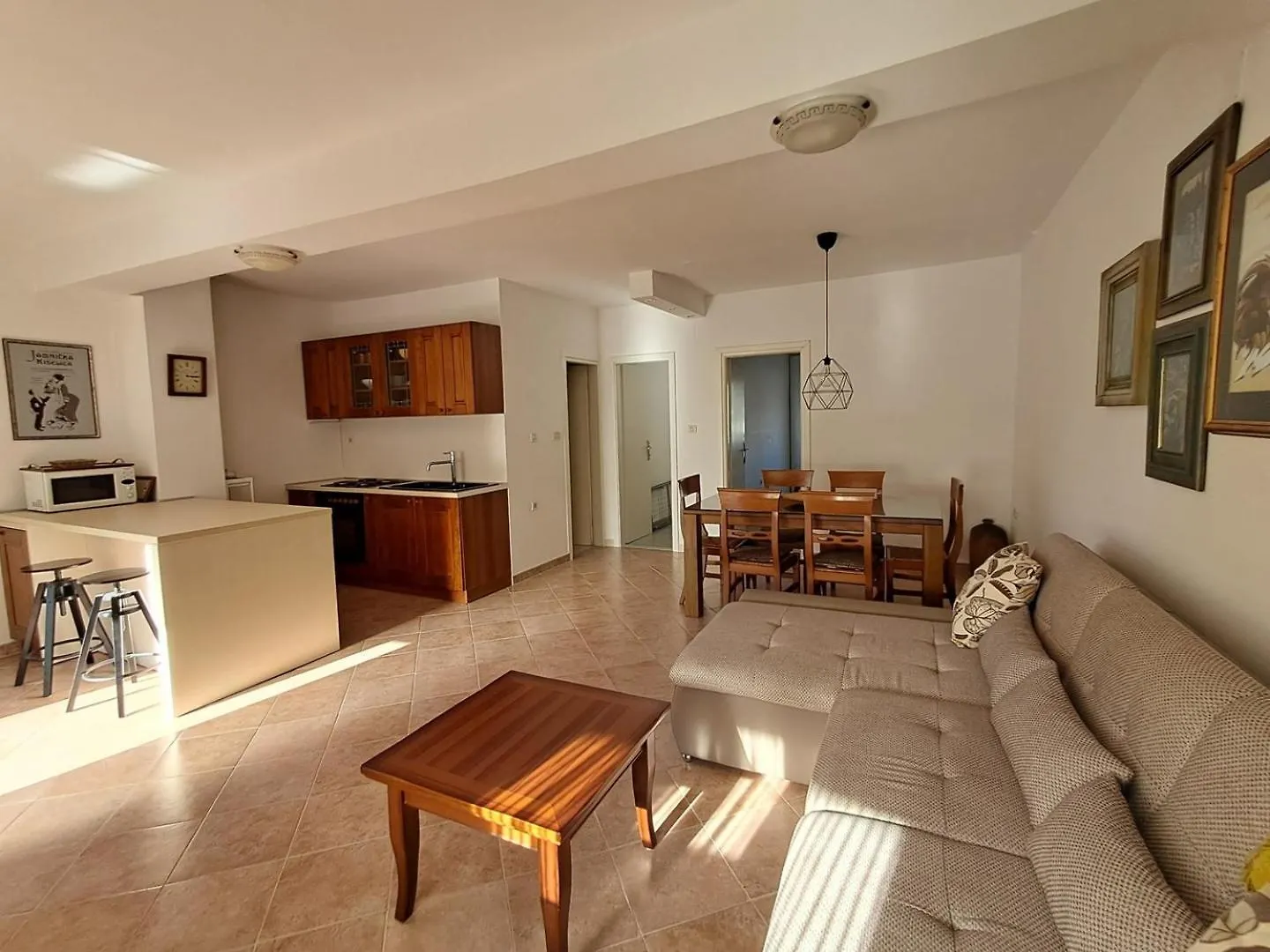 Apartment Complex Kampic 포레치